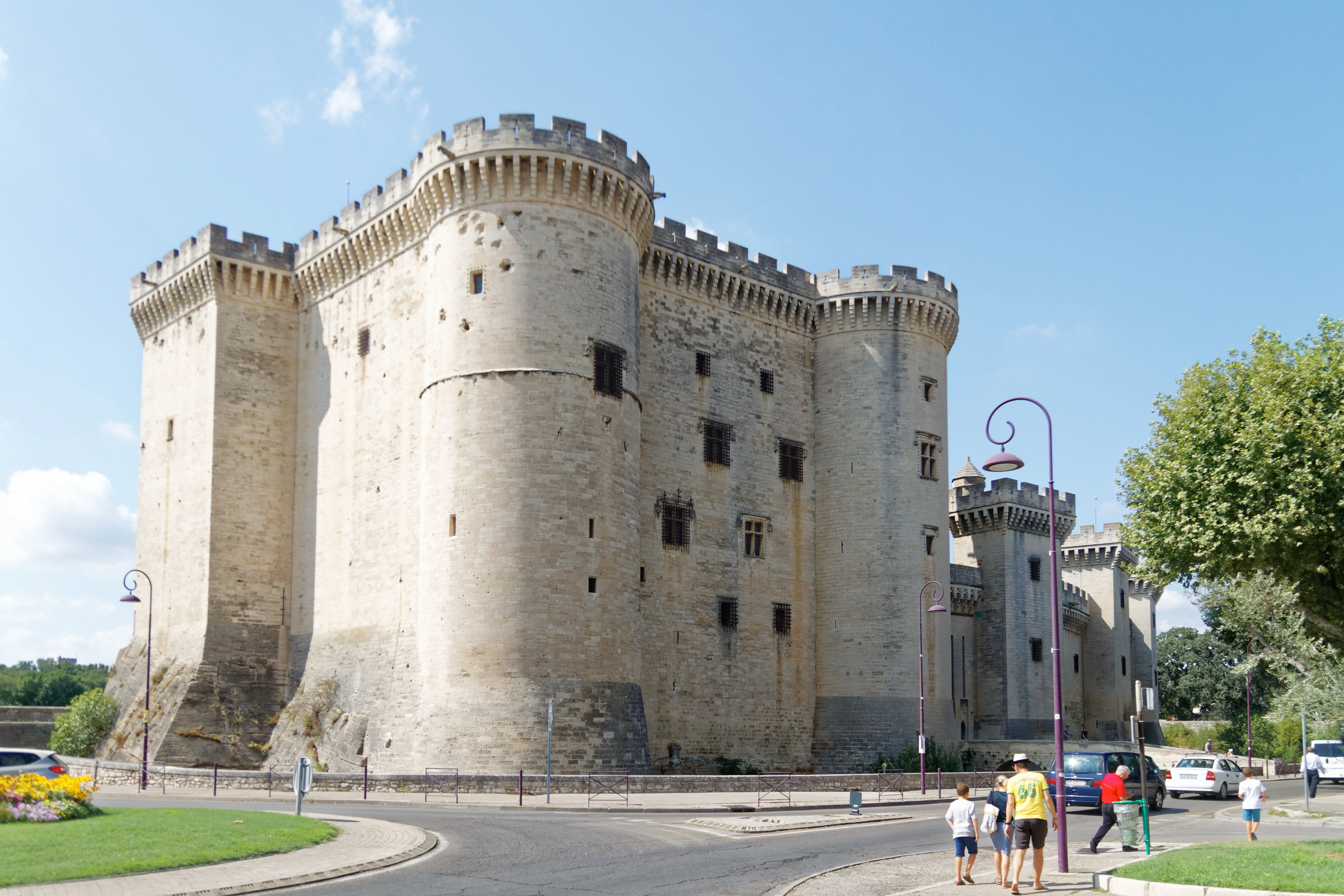 Château de Tarascon, forteresse sur le Rhône